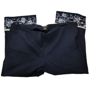 Michel Studio Navy Floral Capris Size 22